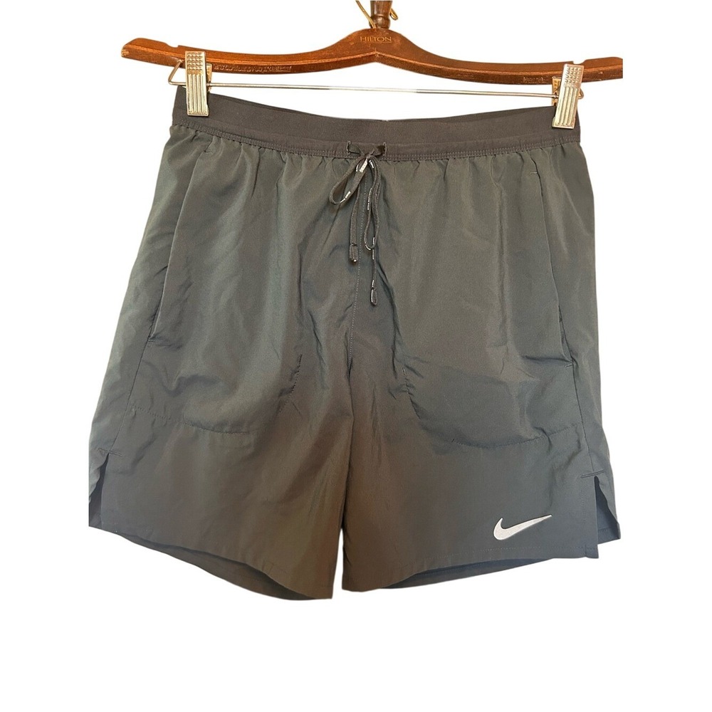 Nike Running Men's Athletic Shorts with Gray Swoosh Size Small